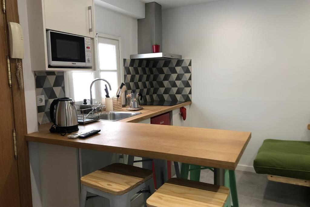 M3 Terrace. Cool Apartment 15 Min Center By Metro Esplugues de Llobregat Dış mekan fotoğraf