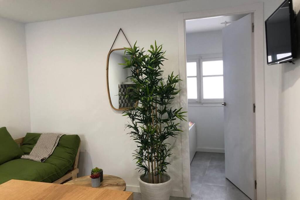 M3 Terrace. Cool Apartment 15 Min Center By Metro Esplugues de Llobregat Dış mekan fotoğraf